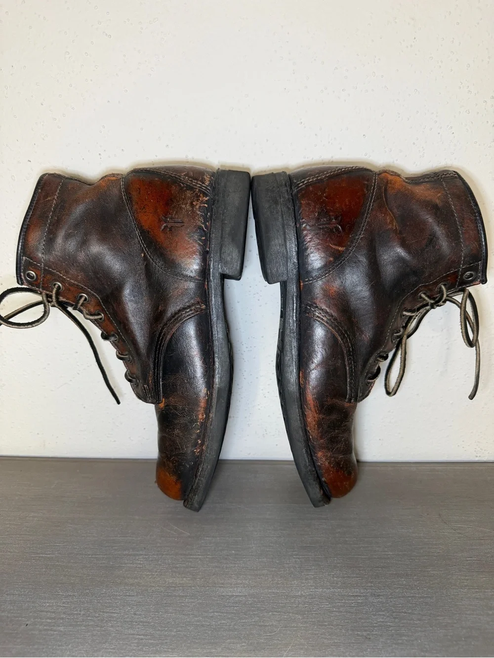 Frye offering unique